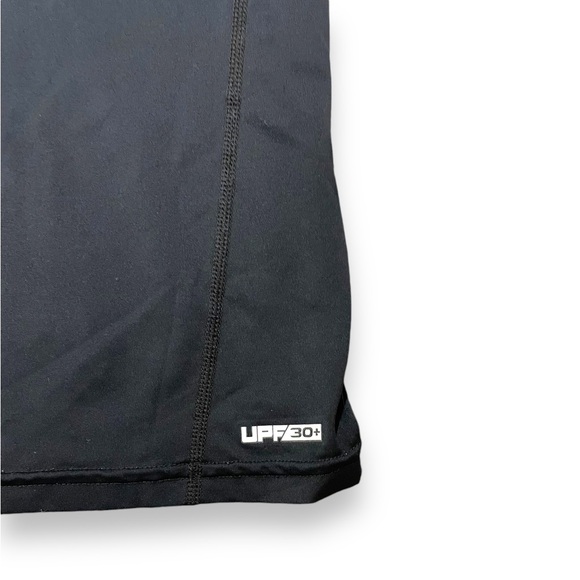 ✨BOYS UNDER ARMOUR LONG SLEEVE✨ - Picture 3 of 4